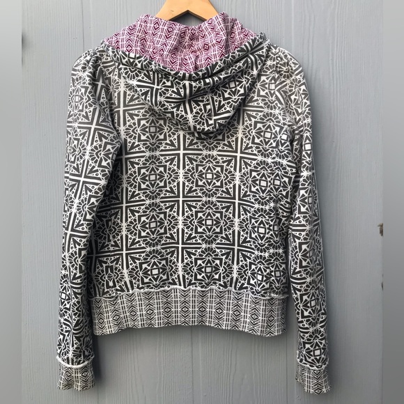 Billabong Hoodie - Picture 2 of 5